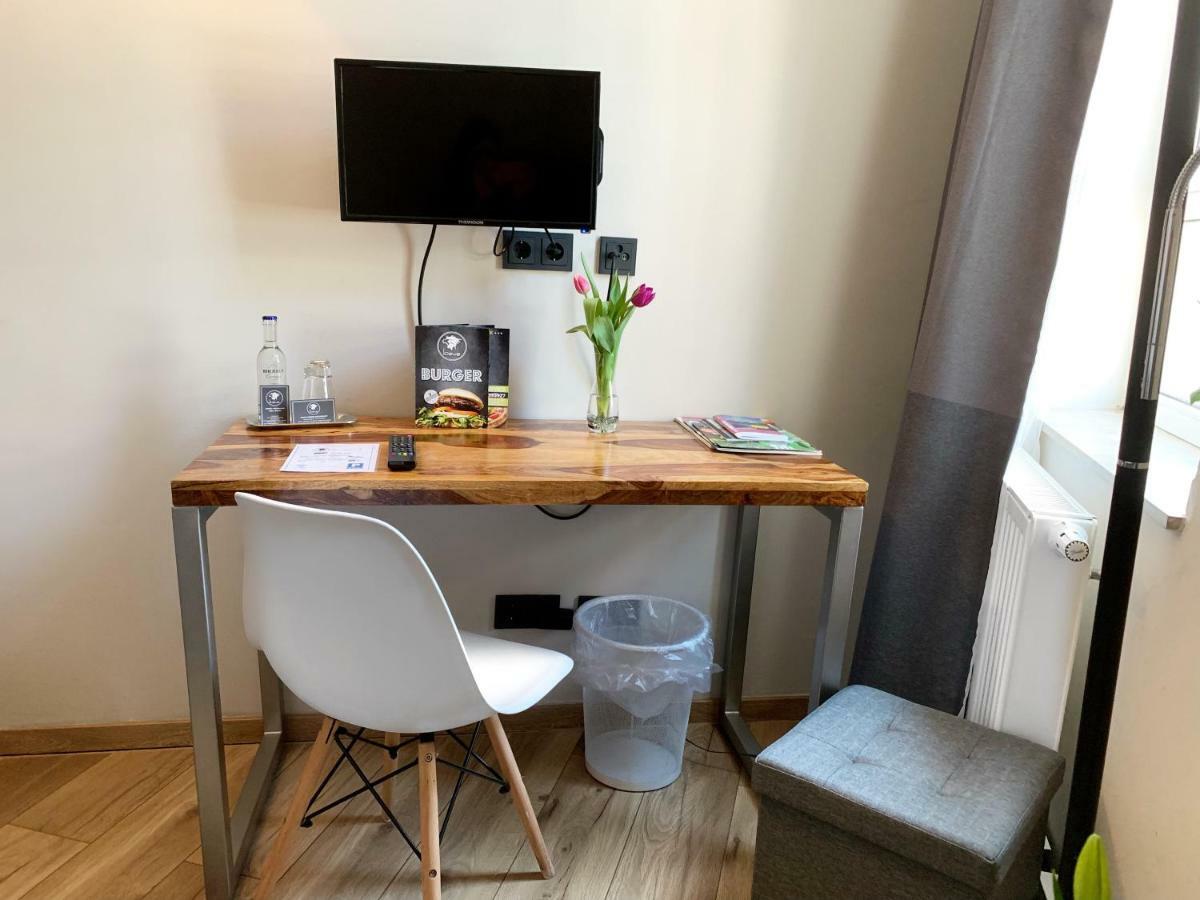 Hotel Restaurant Zum Loewen Duisburg Eksteriør bilde